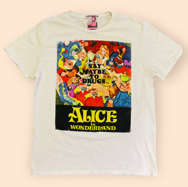 Vintage Alice in Wonderland tee