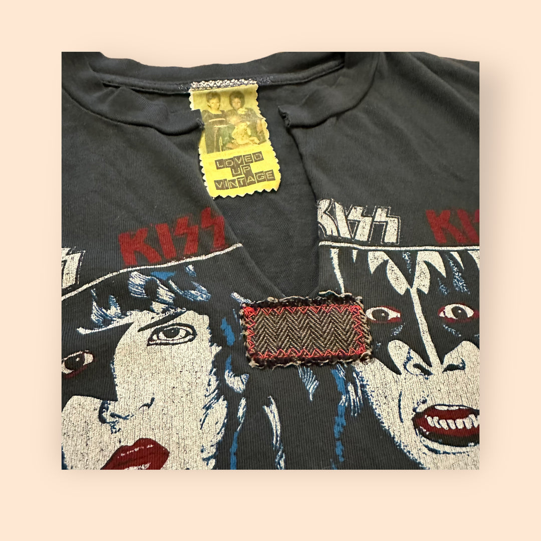 Vintage KISS  with Sliced Neck Patch tee